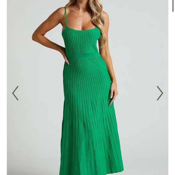 green emerald velvet dress Malvern Maxi Dress Green main image 0
